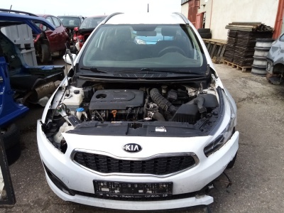 Kia Ceed kombi 1,6crdi 100kW r.v.2015 | Vozy na náhradní díly | Autoauto.cz