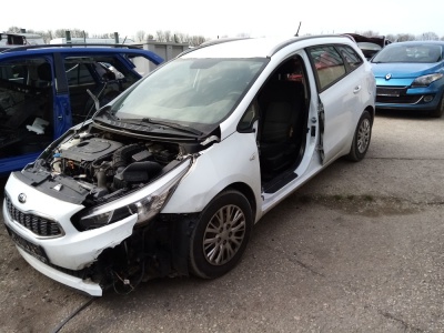 Kia Ceed kombi 1,6crdi 100kW r.v.2015 | Vozy na náhradní díly | Autoauto.cz