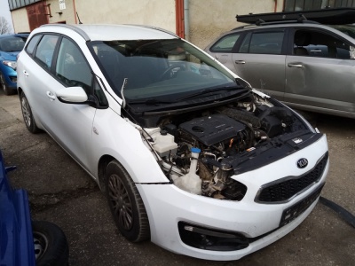 Kia Ceed kombi 1,6crdi 100kW r.v.2015 | Vozy na náhradní díly | Autoauto.cz