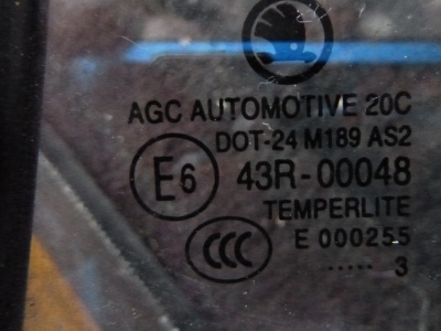 Sklo dveří LZ zelené Octavia III | E-shop | Autoauto.cz