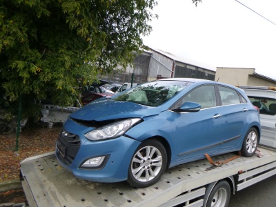 HYUNDAI i30HB 1.6GDI 99kw r.v.2012 | Vozy na náhradní díly | Autoauto.cz