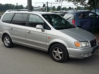 Hyundai Trajet 2.0i 2003 | Vozy na náhradní díly | Autoauto.cz