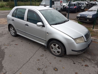 Škoda Fabia I 1.4  r.v.2000 | Vozy na náhradní díly | Autoauto.cz