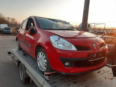 Renault Clio III 1.2 16V 57 kW r.v.2008 | Vozy na náhradní díly | Autoauto.cz