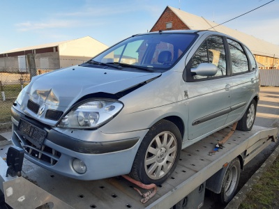 Renault  Scenic 1.6 16V 79kW r.v.2001 | Autoauto.cz