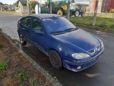 Renault Megane 1.6 16V 79kW r.v.2000 | Vozy na náhradní díly | Autoauto.cz