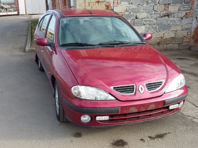 Renault Megane Classic 1.6 16V  r.v. 1999 | Vozy na náhradní díly | Autoauto.cz