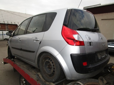 Renault Scenic II 1.6 16V, r.v. 2006 | Autoauto.cz