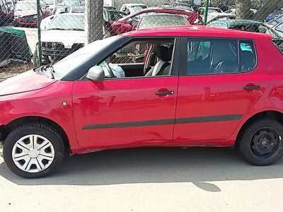 Škoda Fabia II 1.6 16V r.v.2009 | Vozy na náhradní díly | Autoauto.cz