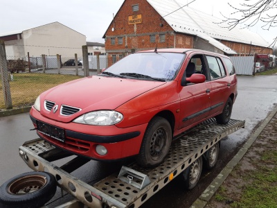 Renault Megane kombi 1.4 16V 70kW r.v.2001 | Vozy na náhradní díly | Autoauto.cz