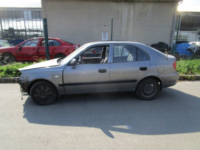 Hyundai Accent r.v.2004 | Vozy na náhradní díly | Autoauto.cz