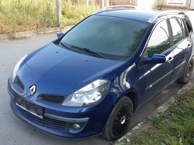 Renault Clio kombi III 1.2 16V, r.v.2009 | Vozy na náhradní díly | Autoauto.cz