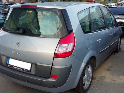 Renault Scenic II Grand 1.9 Dci 88kW, r.v. 2005 | Vozy na náhradní díly | Autoauto.cz