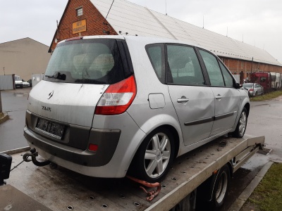 Renault  Scenic II 1.6 16V 83 kW r.v.2005 | Vozy na náhradní díly | Autoauto.cz