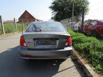 Hyundai Accent r.v.2004 | Vozy na náhradní díly | Autoauto.cz