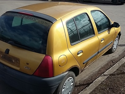 Renault Clio 1.2 , r.v.1998 | Vozy na náhradní díly | Autoauto.cz