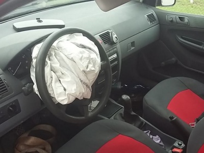 Škoda Fabia I 1.2 6V  r.v.2004 | Vozy na náhradní díly | Autoauto.cz