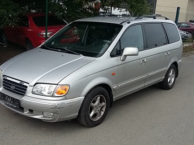 Hyundai Trajet 2.0i 2003 | Vozy na náhradní díly | Autoauto.cz