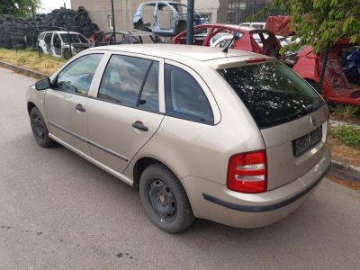 Škoda Fabia I kombi 1.4 16V r.v.2004 | Vozy na náhradní díly | Autoauto.cz
