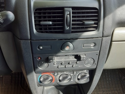 Renault Clio II 1.2 16V  r.v.2003 | Vozy na náhradní díly | Autoauto.cz