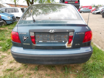 Hyundai Elantra 1.6 r.v.2003 | Vozy na náhradní díly | Autoauto.cz