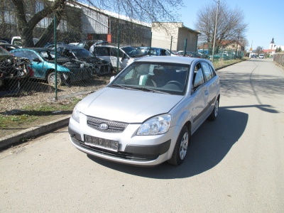 Kia Rio 1.4i 74kw EE | Autoauto.cz