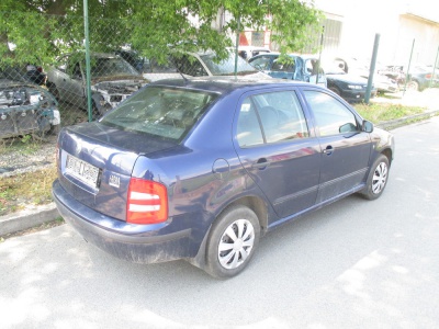 Škoda Fabia sedan 1.2 HTP r.v2003 | Vozy na náhradní díly | Autoauto.cz