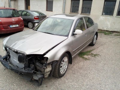 Škoda Superb 2.0 tdi 103kw r.v.2008 | Vozy na náhradní díly | Autoauto.cz