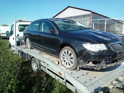 Škoda Superb II 2.0 tdi 103kw | Vozy na náhradní díly | Autoauto.cz