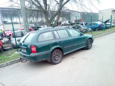 Škoda Octavia kombi 1.9 tdi 66kW r.v1999 | Vozy na náhradní díly | Autoauto.cz