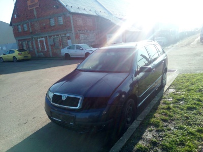 Škoda Fabia kombi 1.2 HTP 47kW  r.v 2005 | Vozy na náhradní díly | Autoauto.cz