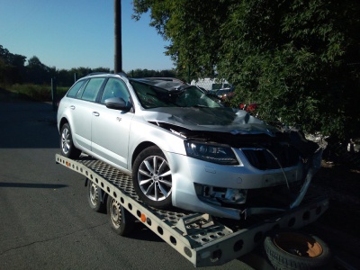 Škoda Octavia III 2.0TDI 110kw | Vozy na náhradní díly | Autoauto.cz