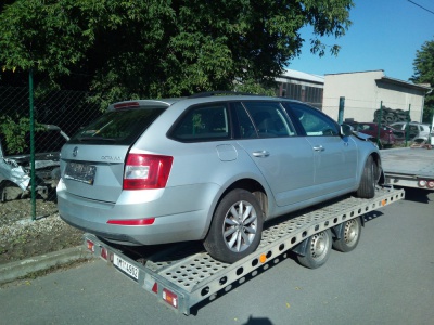 Škoda Octavia III 2.0TDI 110kw | Vozy na náhradní díly | Autoauto.cz