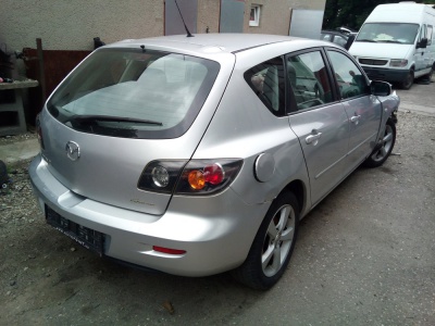 Mazda 3 hatchback  1.6 77kW,r.v.2005 | Vozy na náhradní díly | Autoauto.cz