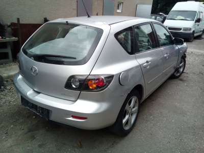 Mazda 3 hatchback  1.6 77kW,r.v.2005 | Autoauto.cz