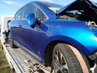 Renault Clio V ( 5 ) 1.0 74KW R.V.2020 , H4D B 4 | Vozy na náhradní díly | Autoauto.cz