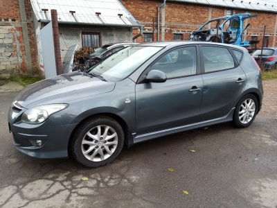 Hyundai i30 Facelift HB r.v.2009 | Vozy na náhradní díly | Autoauto.cz