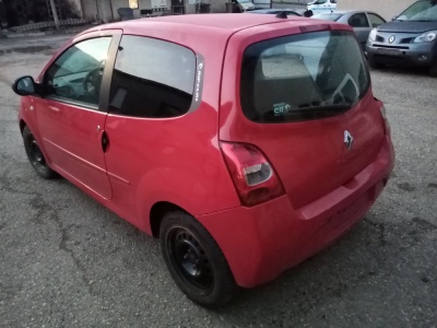 Renault twingo II / 2 - 1.1 , 56 kw , r.v 2009 | Vozy na náhradní díly | Autoauto.cz