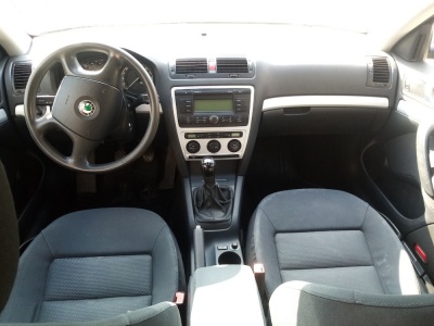 Škoda Octavia II 2 - 1.6, 85kW, BLF, r.v.2005 | Vozy na náhradní díly | Autoauto.cz