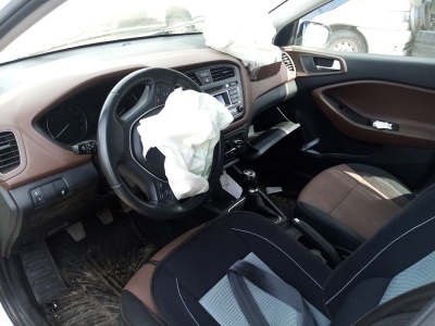 Hyundai i20 1,2 63kW r.v.2016 | Vozy na náhradní díly | Autoauto.cz