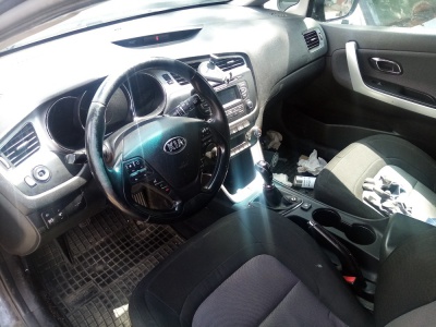 Kia Ceed kombi 1,4 73kW r.v.2014 | Vozy na náhradní díly | Autoauto.cz