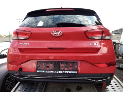 Hyundai i30 HB 1,5 80,9kW r.v.2021 | Vozy na náhradní díly | Autoauto.cz