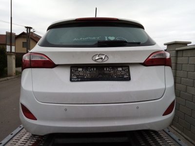 Hyundai I30 kombi 1.6crdi 81kW,r.v.2017 | Vozy na náhradní díly | Autoauto.cz