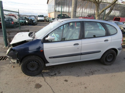 Renault Scenic 1.6 16V r.v. 2001 | Autoauto.cz