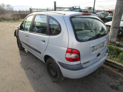 Renault Scenic 1.6 16V r.v. 2001 | Vozy na náhradní díly | Autoauto.cz