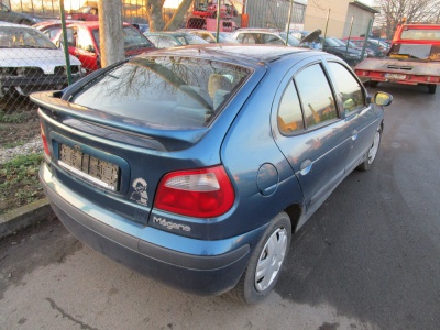 Renault Megane 1.4 16V r.v.1999 | Vozy na náhradní díly | Autoauto.cz