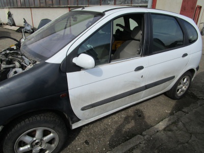 Renault Scenic 1.9 Dci, 75kW, r.v. 2002 | Vozy na náhradní díly | Autoauto.cz