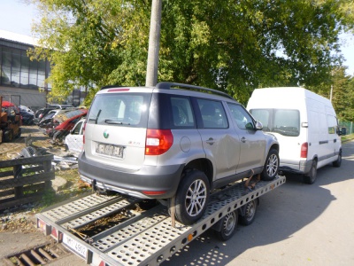 Škoda YETI 1,2 tsi   4x2 r.v 2012 | Vozy na náhradní díly | Autoauto.cz