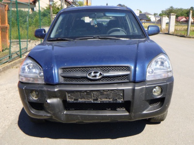 Hyundai Tucson 2.0crdi 83kW r.v.2004,automat | Vozy na náhradní díly | Autoauto.cz